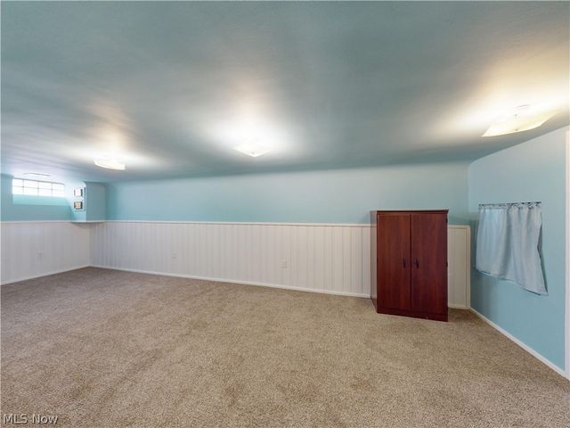 390 E 307th Street, Willowick, OH 44095