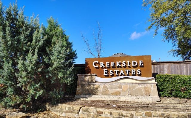 238 Willow Creek Lane, Terrell, TX 75160