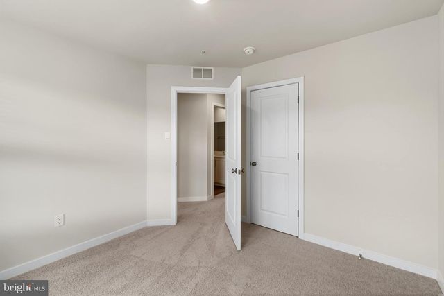200 SOFT RUSH LN, La Plata, MD 20646