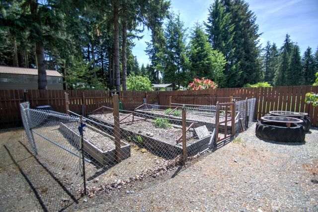 8316 176th Avenue SW, Rochester, WA 98579