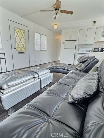 21926 S Vermont Avenue 27, Torrance, CA 90502