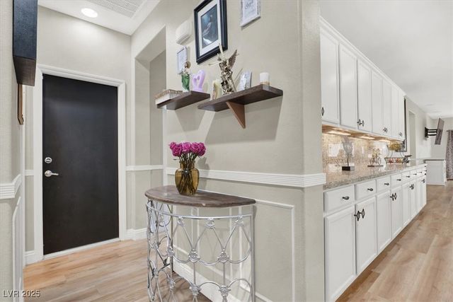 1405 Fantastic Court, North Las Vegas, NV 89081