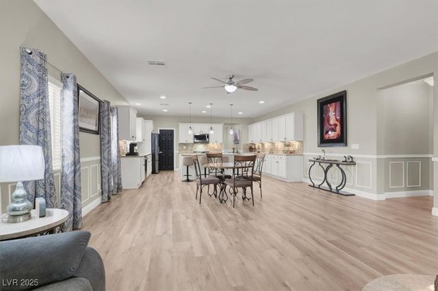 1405 Fantastic Court, North Las Vegas, NV 89081