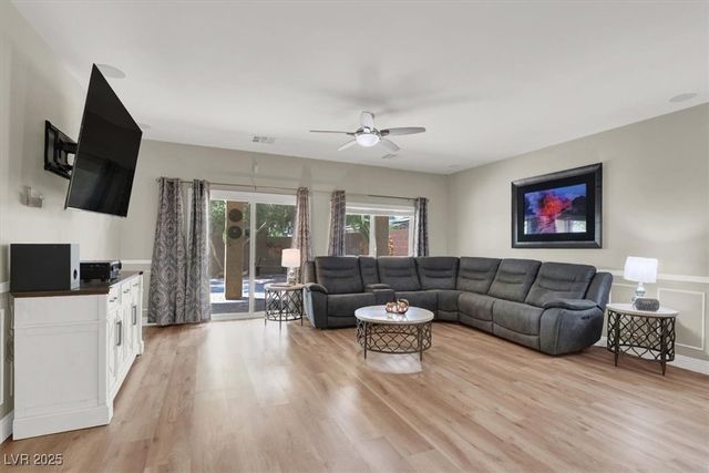 1405 Fantastic Court, North Las Vegas, NV 89081