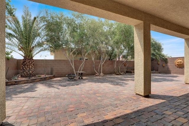 1405 Fantastic Court, North Las Vegas, NV 89081
