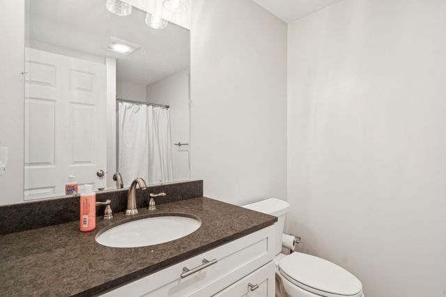 21 Caldwell Lane, Sunapee, NH 03782