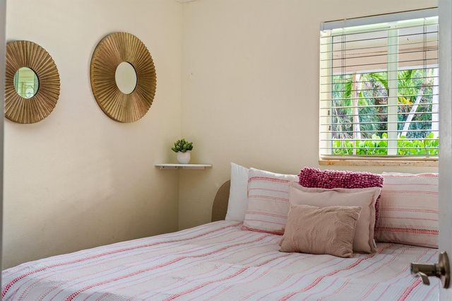 2757 NE 14th Avenue, Wilton Manors, FL 33334