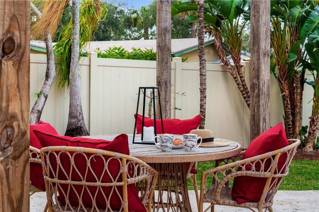 2757 NE 14th Avenue, Wilton Manors, FL 33334