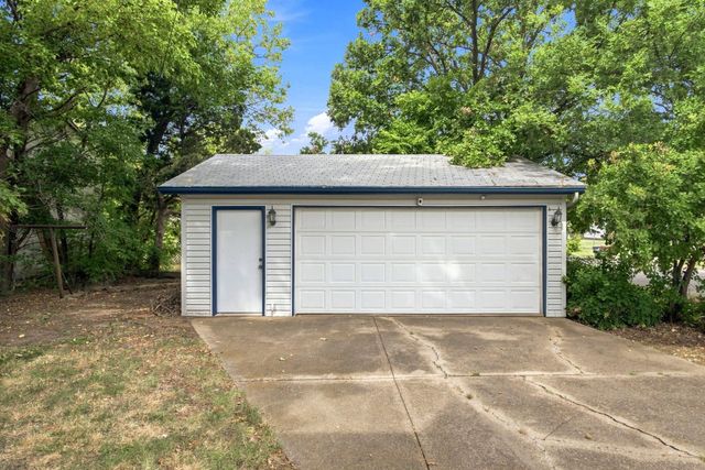 1857 N Lorraine, Wichita, KS 67214