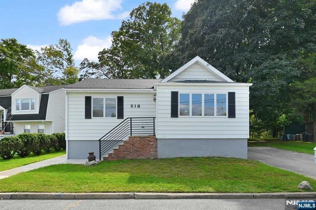 516 Riverdale Boulevard, Pompton Lakes, NJ 07442