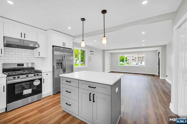 516 Riverdale Boulevard, Pompton Lakes, NJ 07442