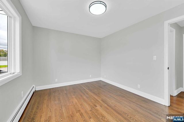 516 Riverdale Boulevard, Pompton Lakes, NJ 07442