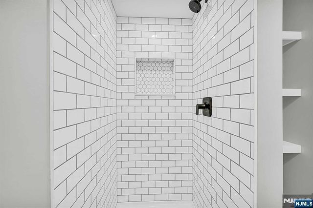 516 Riverdale Boulevard, Pompton Lakes, NJ 07442