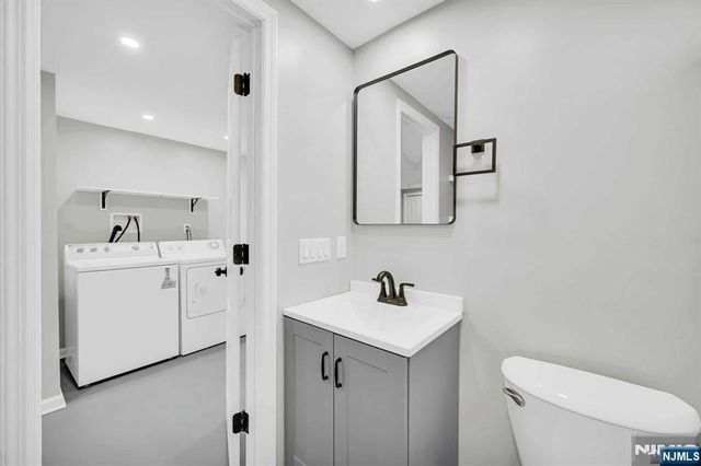 516 Riverdale Boulevard, Pompton Lakes, NJ 07442