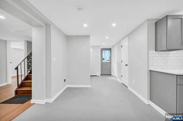 516 Riverdale Boulevard, Pompton Lakes, NJ 07442