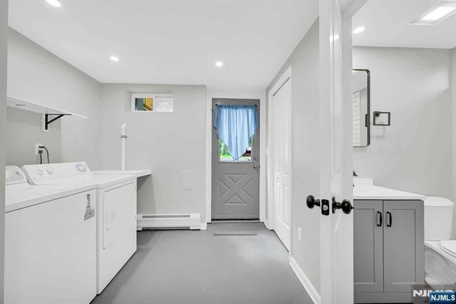 516 Riverdale Boulevard, Pompton Lakes, NJ 07442