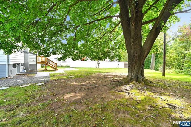 516 Riverdale Boulevard, Pompton Lakes, NJ 07442