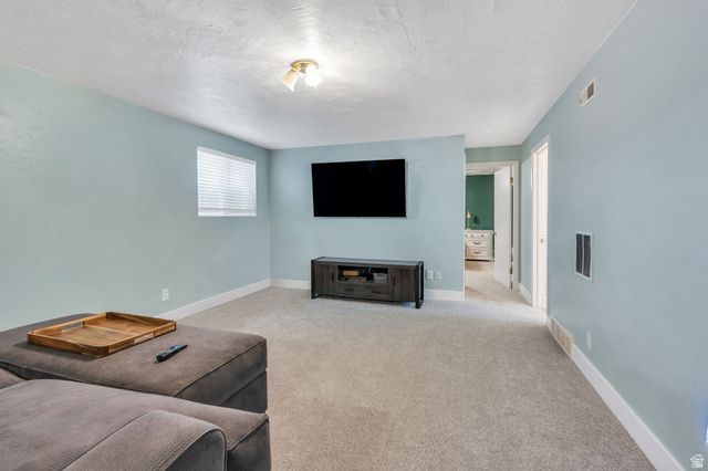 6554 W 9600 N, Highland, UT 84003