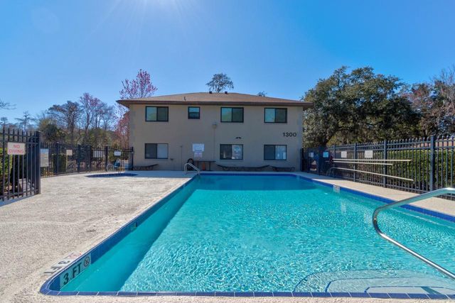 1601 BIG TREE ROAD 902, South Daytona, FL 32119