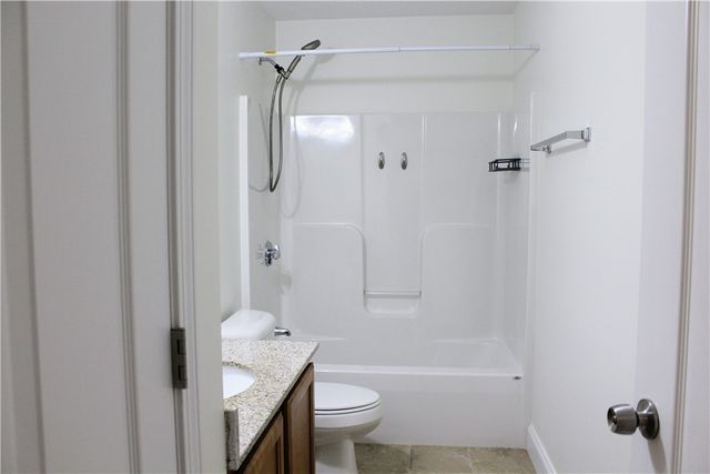 16 Gray Coach Lane 1604, Cranston, RI 02921