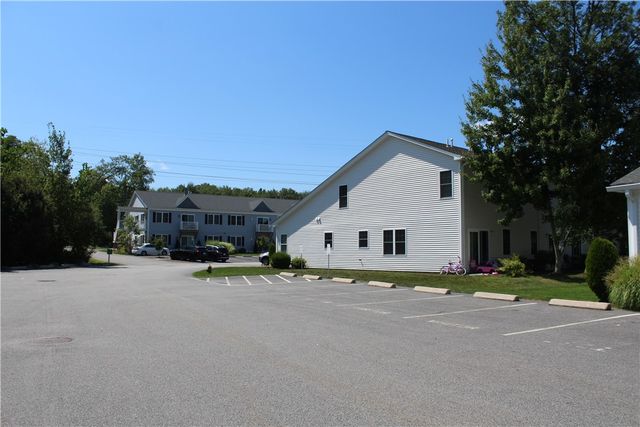 16 Gray Coach Lane 1604, Cranston, RI 02921