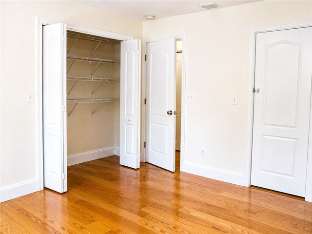 16 Gray Coach Lane 1604, Cranston, RI 02921