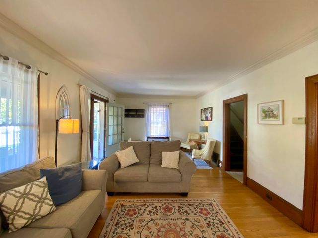 109 W 10th Avenue, Huntington, WV 25701