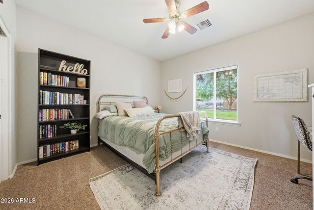 1566 E PAINT HORSE Place, San Tan Valley, AZ 85140