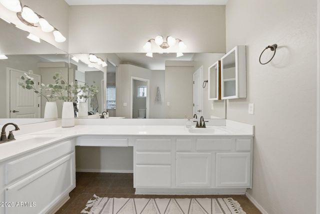 1566 E PAINT HORSE Place, San Tan Valley, AZ 85140