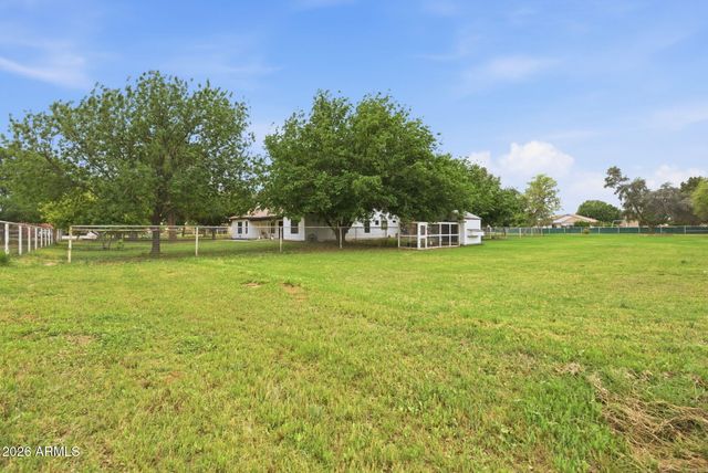 1566 E PAINT HORSE Place, San Tan Valley, AZ 85140