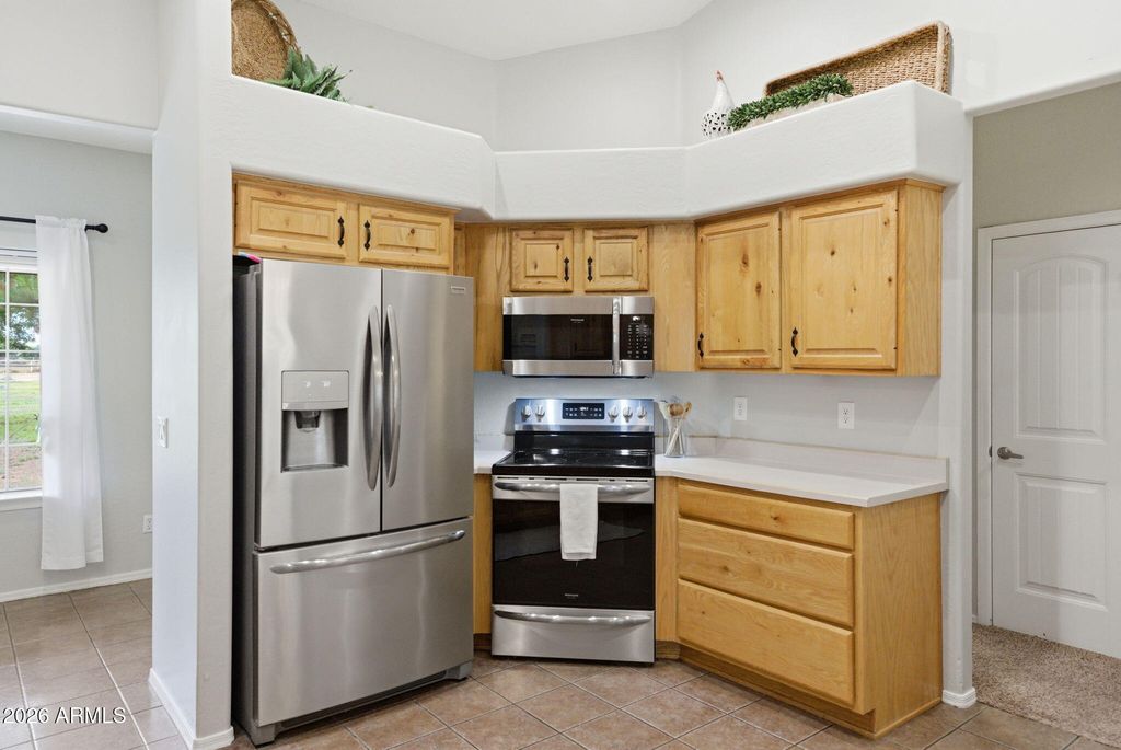 Image 14 of property listing at 1566 E PAINT HORSE Place, San Tan Valley, AZ 85140