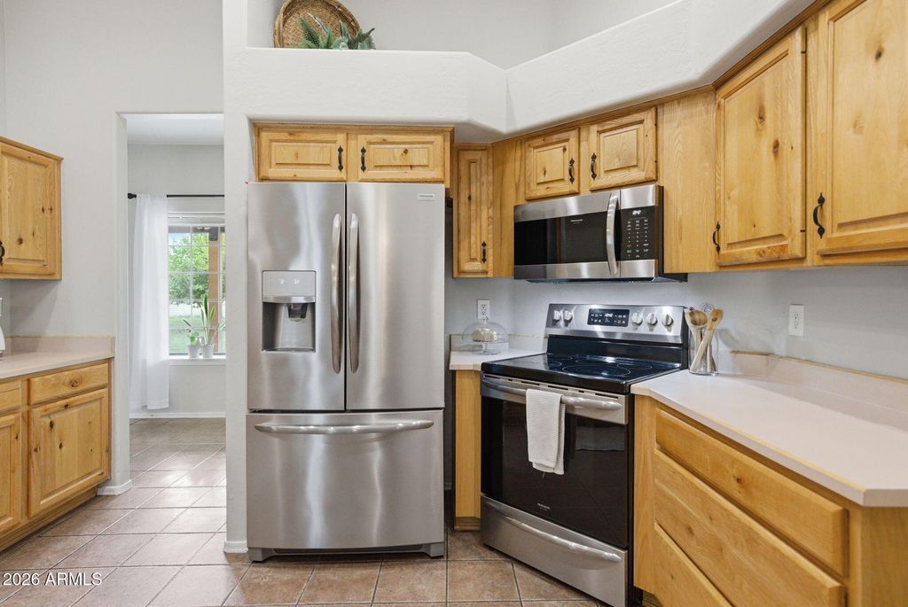 Image 15 of property listing at 1566 E PAINT HORSE Place, San Tan Valley, AZ 85140