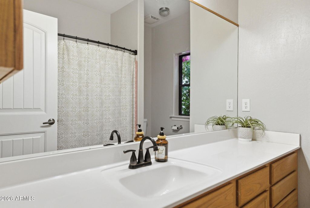 Image 26 of property listing at 1566 E PAINT HORSE Place, San Tan Valley, AZ 85140