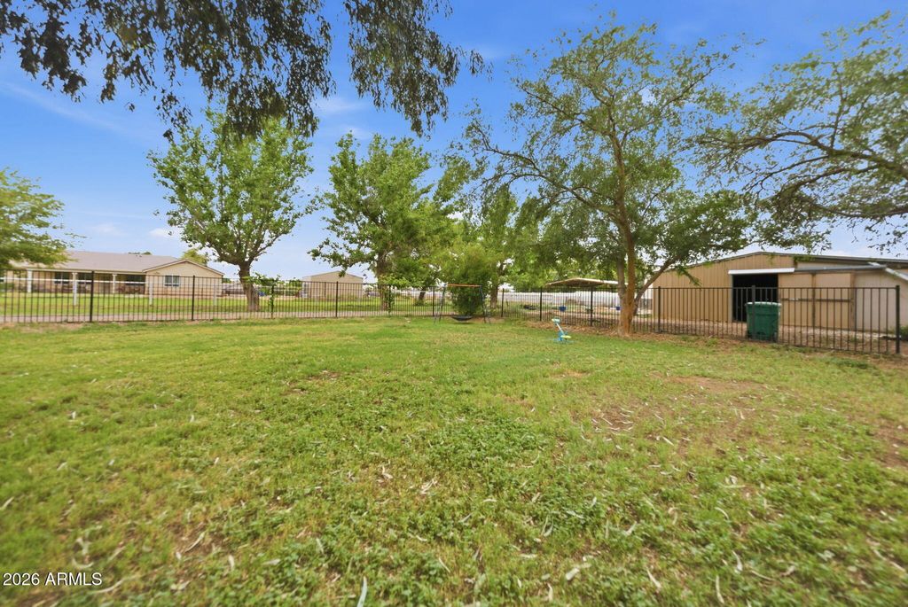 Image 38 of property listing at 1566 E PAINT HORSE Place, San Tan Valley, AZ 85140
