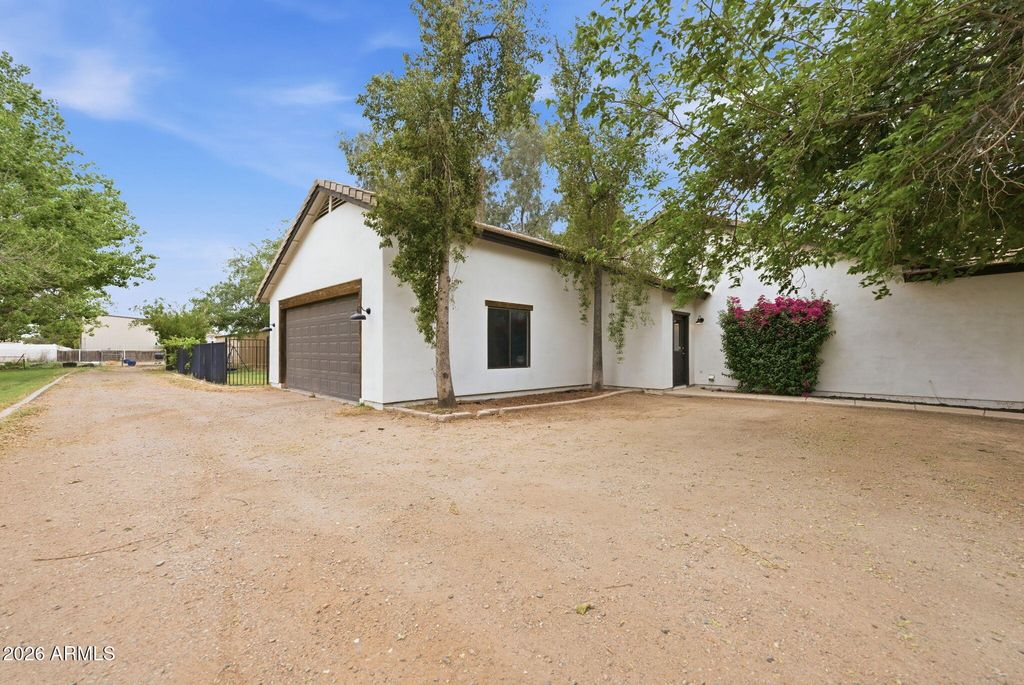 Image 49 of property listing at 1566 E PAINT HORSE Place, San Tan Valley, AZ 85140