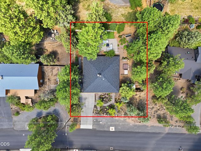 1340 NW Trenton Avenue, Bend, OR 97703