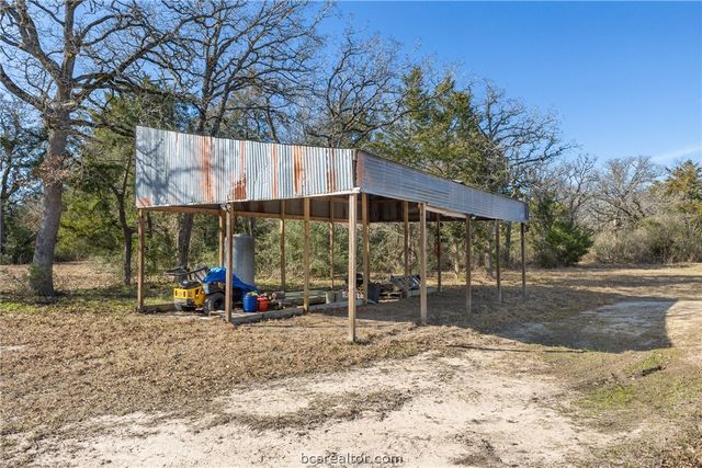 4641 County Road 129, Bedias, TX 77831