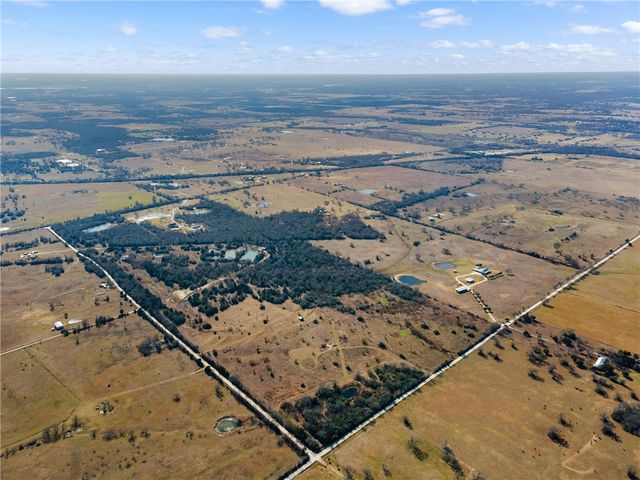 4641 County Road 129, Bedias, TX 77831