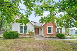 7029 ALBERVAN Street, Shawnee, KS 66216