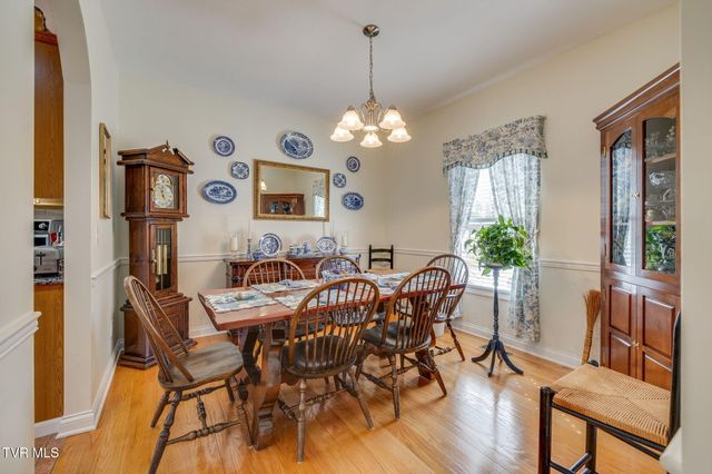 1121 Wahoo Valley Road, Kingsport, TN 37663