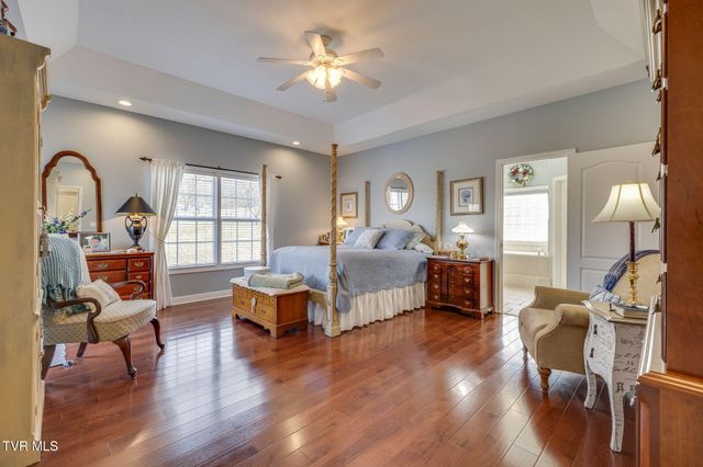 1121 Wahoo Valley Road, Kingsport, TN 37663