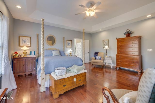 1121 Wahoo Valley Road, Kingsport, TN 37663