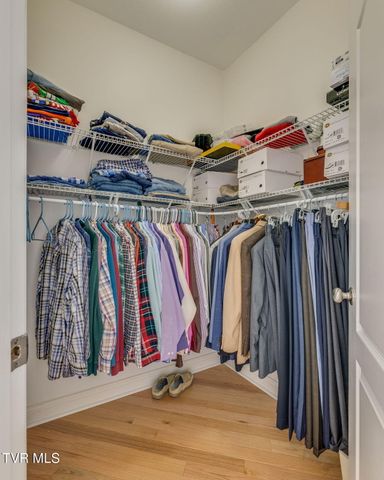 1121 Wahoo Valley Road, Kingsport, TN 37663