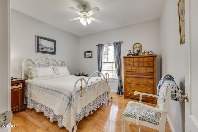 1121 Wahoo Valley Road, Kingsport, TN 37663