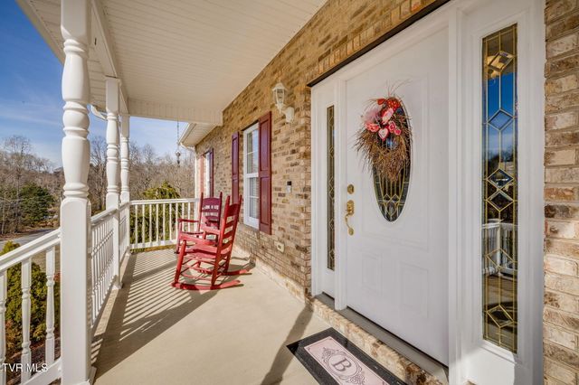 1121 Wahoo Valley Road, Kingsport, TN 37663