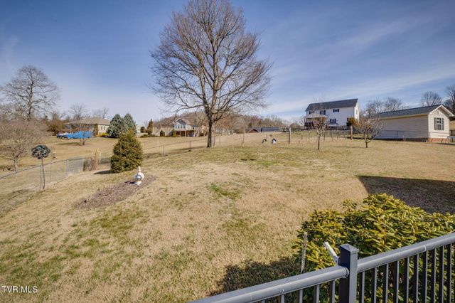 1121 Wahoo Valley Road, Kingsport, TN 37663