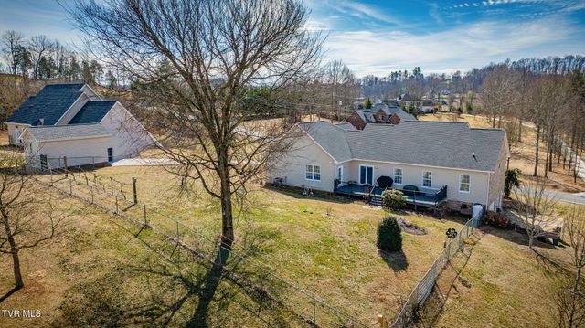 1121 Wahoo Valley Road, Kingsport, TN 37663