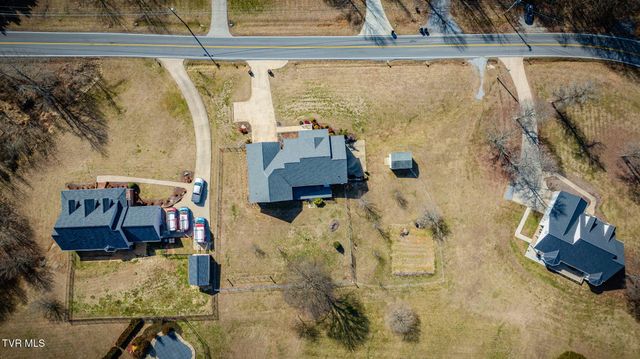 1121 Wahoo Valley Road, Kingsport, TN 37663