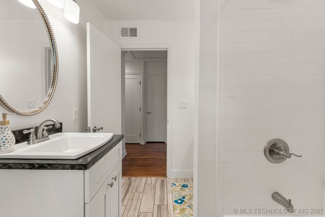 3447 S Gary Place, Tulsa, OK 74105