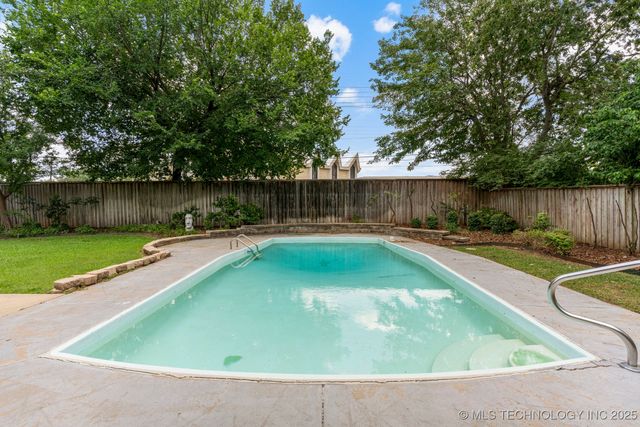 3447 S Gary Place, Tulsa, OK 74105